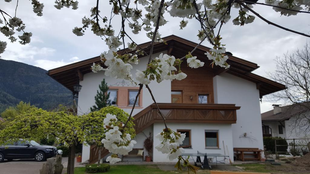 Appartements Schusterhof Natz-Schabs Kültér fotó